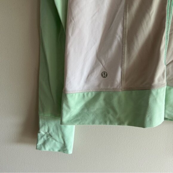 Lululemon Run: Beach Runner Jacket Dune / Fresh Teal / White sz 6 - Picture 5 of 9